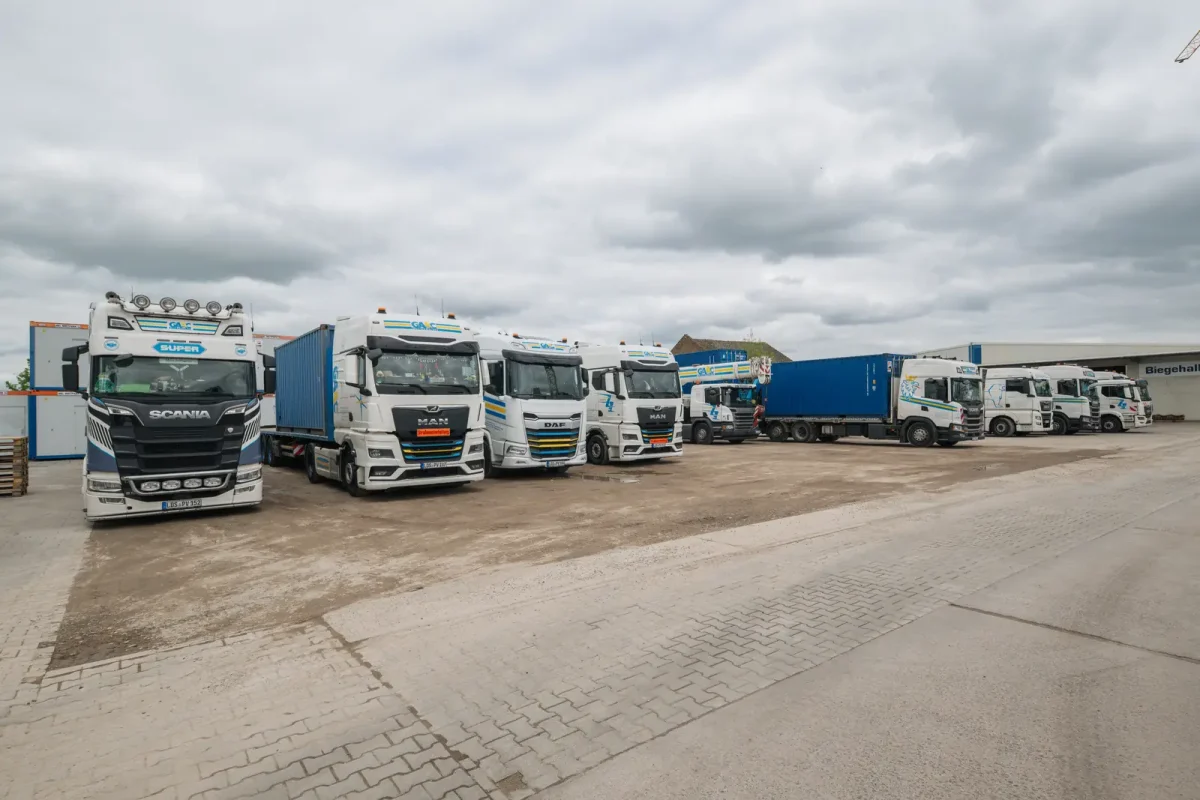 GAAC LKW-Flotte auf dem Betriebshof