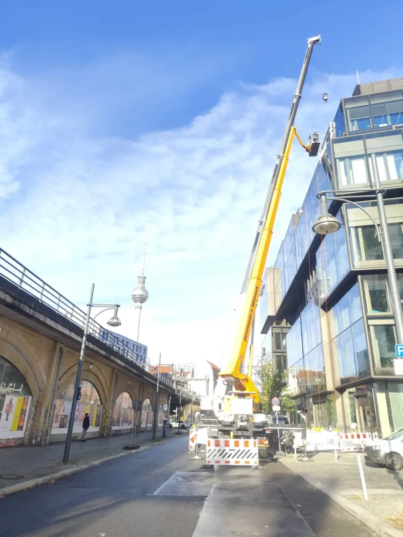 Ausleger über der Straße